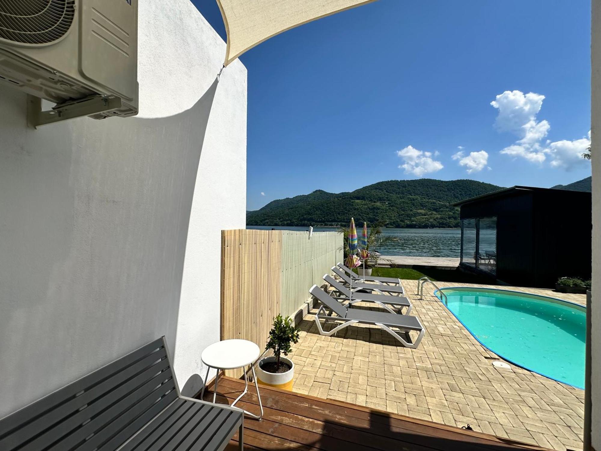Готель Casa Nube Оршова Екстер'єр фото